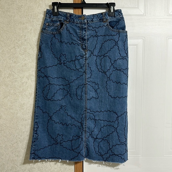 SOLD - Picture 1 of 4